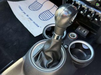 MINI CONVERTIBLE 1.6 Cooper Auto 2dr