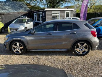 MERCEDES-BENZ GLA 2.1 GLA 220 AMG Line CDi 4Matic Auto 4WD 5dr