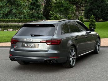 AUDI S4 3.0 S4 TFSI Quattro Auto 4WD 5dr