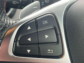 MERCEDES-BENZ GLA 2.1 GLA 220 D 4Matic AMG Line Premium Automatic 4WD 5dr ★NATIONA