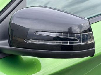 MERCEDES-BENZ GLA 2.1 GLA 220 D 4Matic AMG Line Premium Automatic 4WD 5dr ★NATIONA