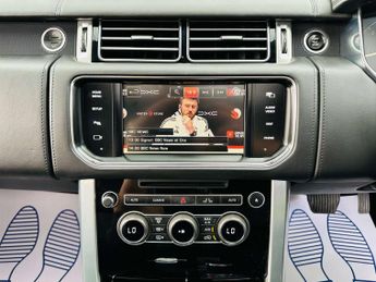 LAND ROVER RANGE ROVER 4.4 Range Rover Autobiography SDV8 Auto 4WD 5dr