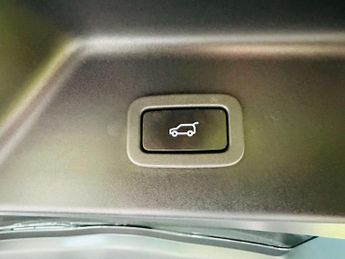 LAND ROVER RANGE ROVER 4.4 Range Rover Autobiography SDV8 Auto 4WD 5dr