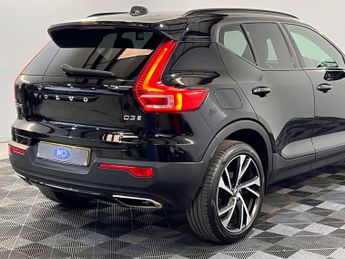 VOLVO XC40 2.0 XC40 R-Design Pro D3 Auto 5dr 2 KEYS + S/HISTORY + NEW MOT +