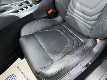 CITROEN DS5 2.0 DS5 D Sport HDi Auto 5dr