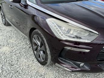 CITROEN DS5 2.0 DS5 D Sport HDi Auto 5dr