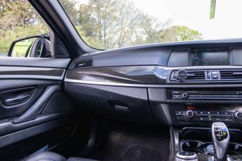 BMW 5 SERIES 2.0 520d M Sport Auto 5dr