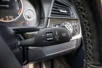 BMW 5 SERIES 2.0 520d M Sport Auto 5dr