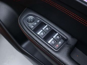 RENAULT ARKANA 1.6 E-TECH r.s. line SUV 5dr Petrol Hybrid Auto 2WD Euro 6 (s/s)