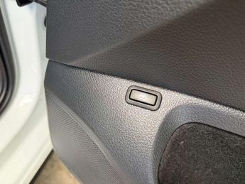 VOLKSWAGEN GOLF 1.4 Golf GTE Semi-Auto 5dr