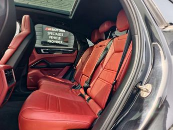 Porsche CAYENNE 3.0 Cayenne V6 Auto 4WD 5dr
