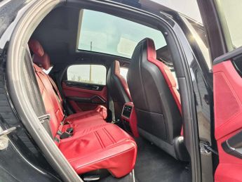 Porsche CAYENNE 3.0 Cayenne V6 Auto 4WD 5dr