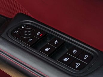 Porsche CAYENNE 3.0 Cayenne V6 Auto 4WD 5dr