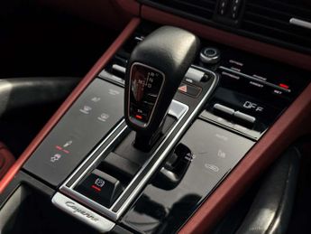 Porsche CAYENNE 3.0 Cayenne V6 Auto 4WD 5dr