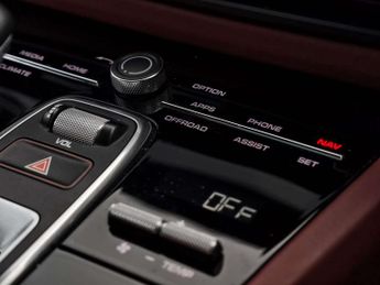 Porsche CAYENNE 3.0 Cayenne V6 Auto 4WD 5dr