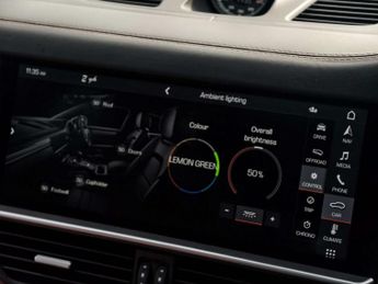 Porsche CAYENNE 3.0 Cayenne V6 Auto 4WD 5dr