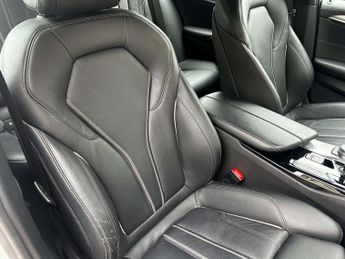 BMW 5 SERIES 2.0 520d xDrive M Sport Auto 4WD 5dr