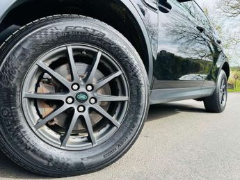 LAND ROVER DISCOVERY SPORT 2.0 Discovery Sport Auto 4WD 5dr