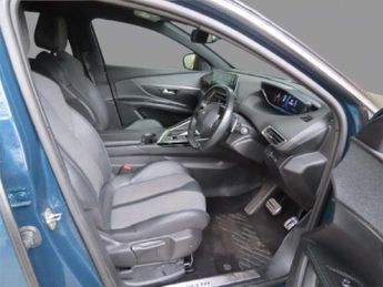 PEUGEOT 5008 1.2 PureTech Allure Premium + SUV 5dr Petrol EAT Euro 6 (s/s) (1