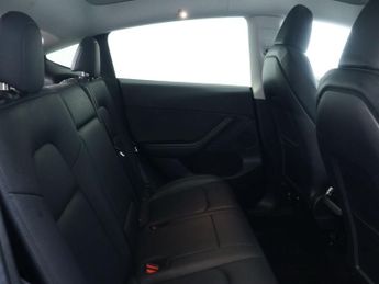 TESLA MODEL Y SUV 5dr Electric Auto RWD (346 ps)