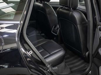 PORSCHE MACAN 2.0 Macan Semi-Auto 4WD 5dr