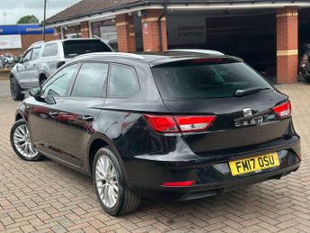 SEAT LEON 1.6 Leon SE Dynamic Technology TDI Semi-Auto 5dr