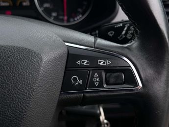 SEAT LEON 1.6 Leon SE Dynamic Technology TDI Semi-Auto 5dr