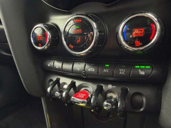 MINI HATCH 1.5 Cooper Classic Auto 3dr