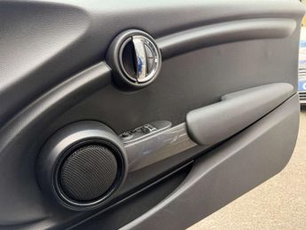 MINI HATCH 1.5 Cooper Classic Auto 3dr