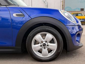 MINI HATCH 1.5 Cooper Classic Auto 3dr