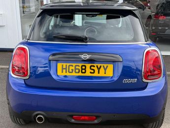 MINI HATCH 1.5 Cooper Classic Auto 3dr