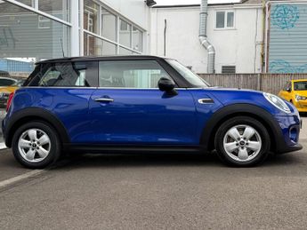 MINI HATCH 1.5 Cooper Classic Auto 3dr