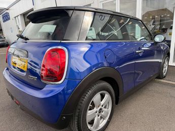 MINI HATCH 1.5 Cooper Classic Auto 3dr