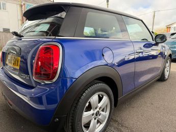MINI HATCH 1.5 Cooper Classic Auto 3dr
