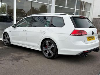 VOLKSWAGEN GOLF 2.0 Golf R TSi Semi-Auto 4WD 5dr