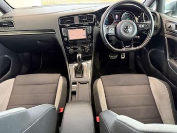 VOLKSWAGEN GOLF 2.0 Golf R TSi Semi-Auto 4WD 5dr
