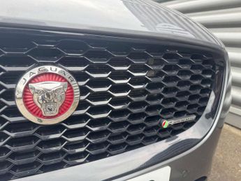 JAGUAR E-PACE 2.0 E-PACE Chequered Flag D AWD Auto 4WD 5dr