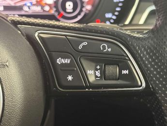 Audi A4 1.4 A4 Black Edition TFSI Semi-Auto 4dr