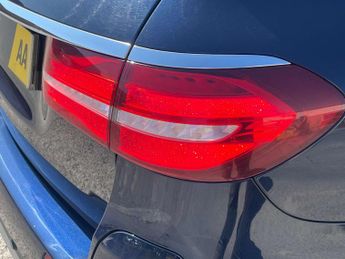 Mercedes-Benz E-CLASS 2.0 E 300 AMG Line Premium de Auto 5dr