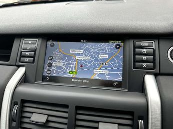 Land Rover DISCOVERY SPORT 2.0 Discovery Sport Black HSE TD4 Auto 4WD 5dr