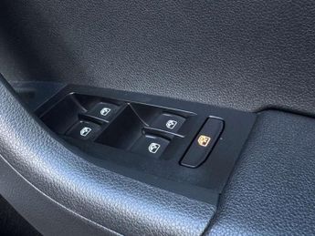 SKODA OCTAVIA 1.5 Octavia SE TSi Semi-Auto 5dr