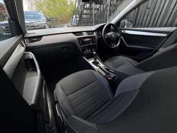 SKODA OCTAVIA 1.5 Octavia SE TSi Semi-Auto 5dr