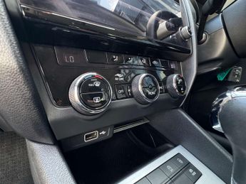 SKODA OCTAVIA 1.5 Octavia SE TSi Semi-Auto 5dr