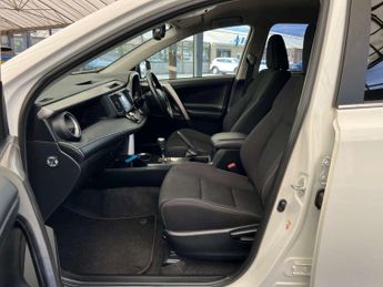 TOYOTA RAV4 2.5 RAV4 Icon HEV 4x2 CVT 5dr