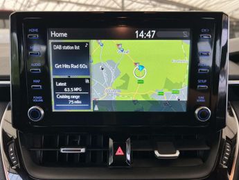 TOYOTA COROLLA 1.8 Corolla Icon Tech VVTi HEV CVT 5dr