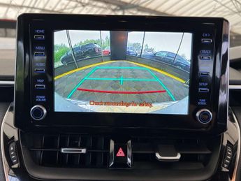 TOYOTA COROLLA 1.8 Corolla Icon Tech VVTi HEV CVT 5dr