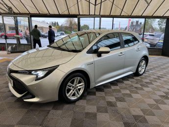 TOYOTA COROLLA 1.8 Corolla Icon Tech VVTi HEV CVT 5dr