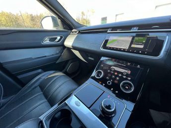 LAND ROVER RANGE ROVER VELAR 2.0 Range Rover Velar R-Dynamic HSE D180 Automatic 4WD 5dr - NAT