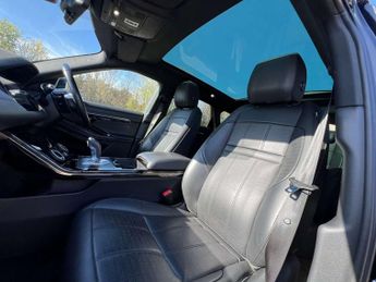 LAND ROVER RANGE ROVER EVOQUE 2.0 Range Rover Evoque R-Dynamic HSE D Automatic 4WD 5dr - NATIO