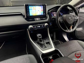 Toyota RAV4 2.5 VVT-h Design SUV 5dr Petrol Hybrid CVT Euro 6 (s/s) (218 ps)